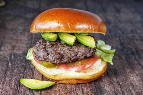 Nest burger - Jul 12, 2021 · The crunchy lettuce, crisp onion slices, juicy tomato and pink-tinted sauce show a clear inspiration from In-N-Out, but everything else about this burger screams Chicago in the best possible way ...